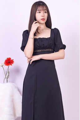 Fine Chiffon Sleeve Hollow Waist Lace Trim Midi Dress (Black)